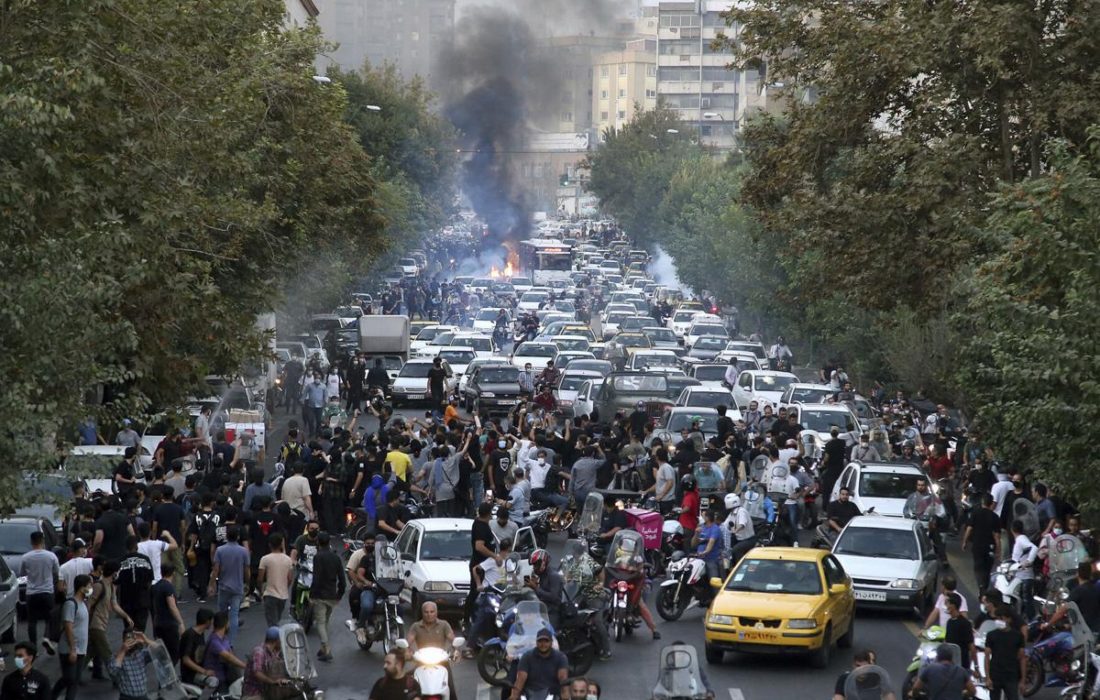عکسی که AP از تهران امروز منتش …